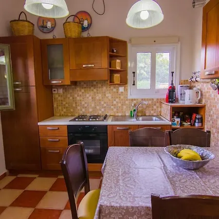 Holiday home Dreamy Wooden Lixouri